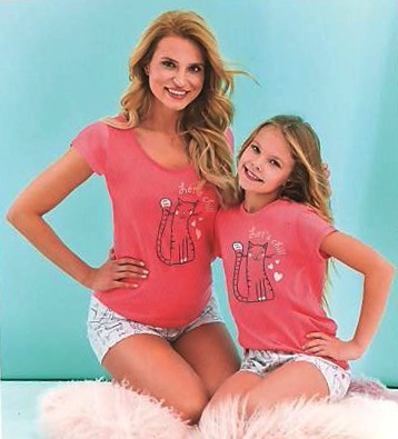 Taro, dívčí pyžamo 2201-Hania, krátký rukáv, meruňková, vel. 134